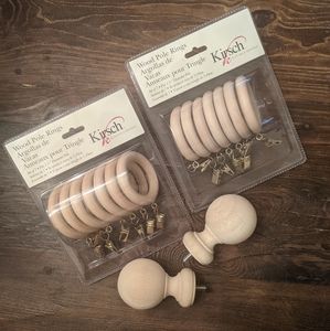 ❌ SOLD❌Wood Drapery Rings & Finials Set